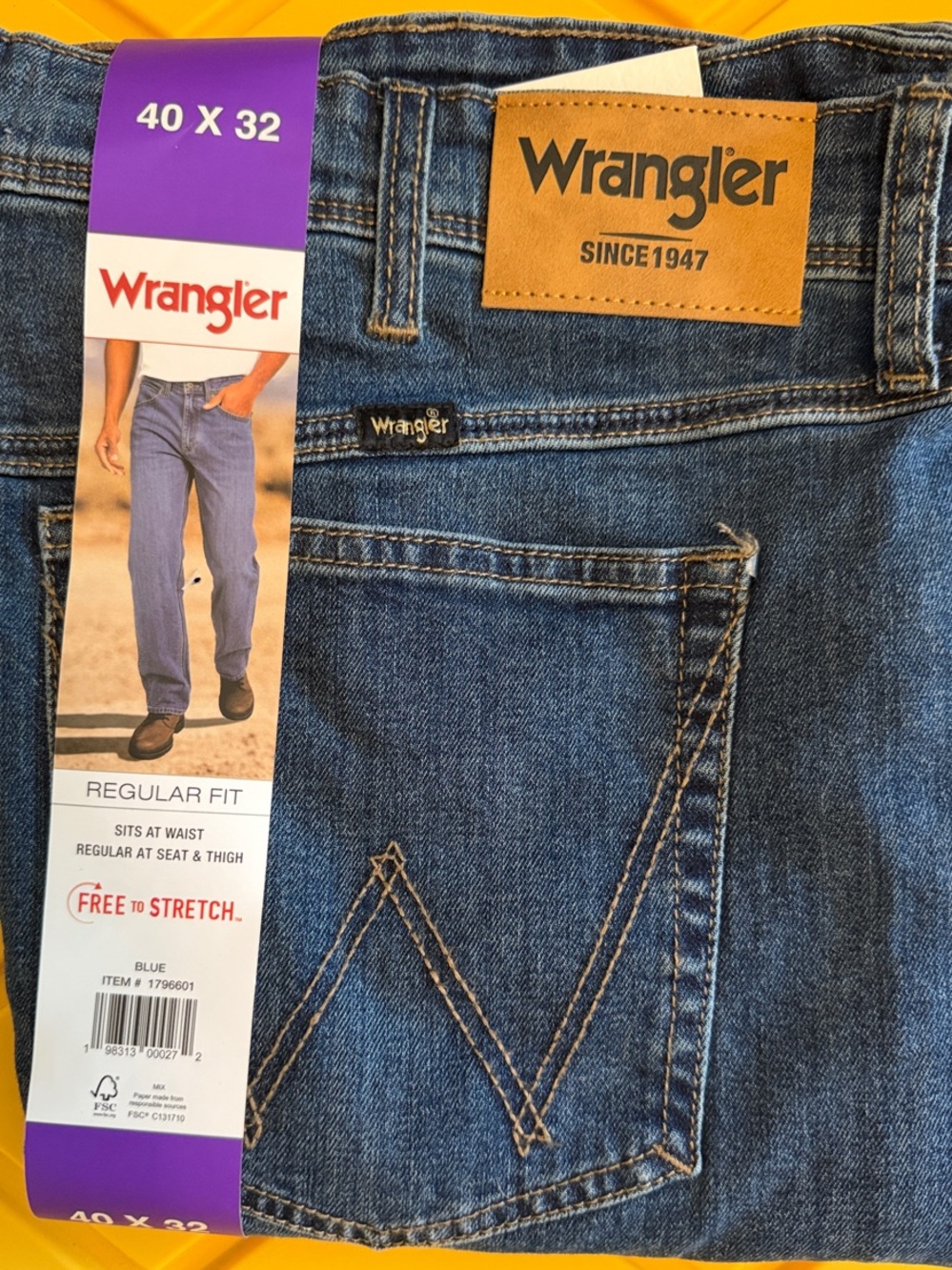 Wrangler Men's Relaxed Fit Indigo Blue Denim Jeans